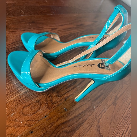 Teal heal size 6 - Picture 1 of 6